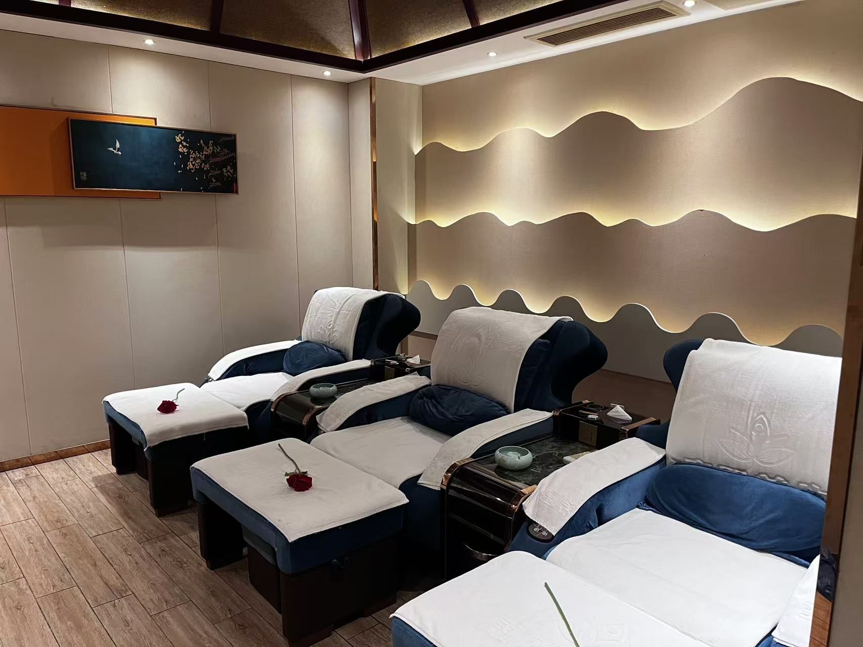 双鸭山桑拿按摩论坛 —— 双鸭山桑拿按摩交流平台