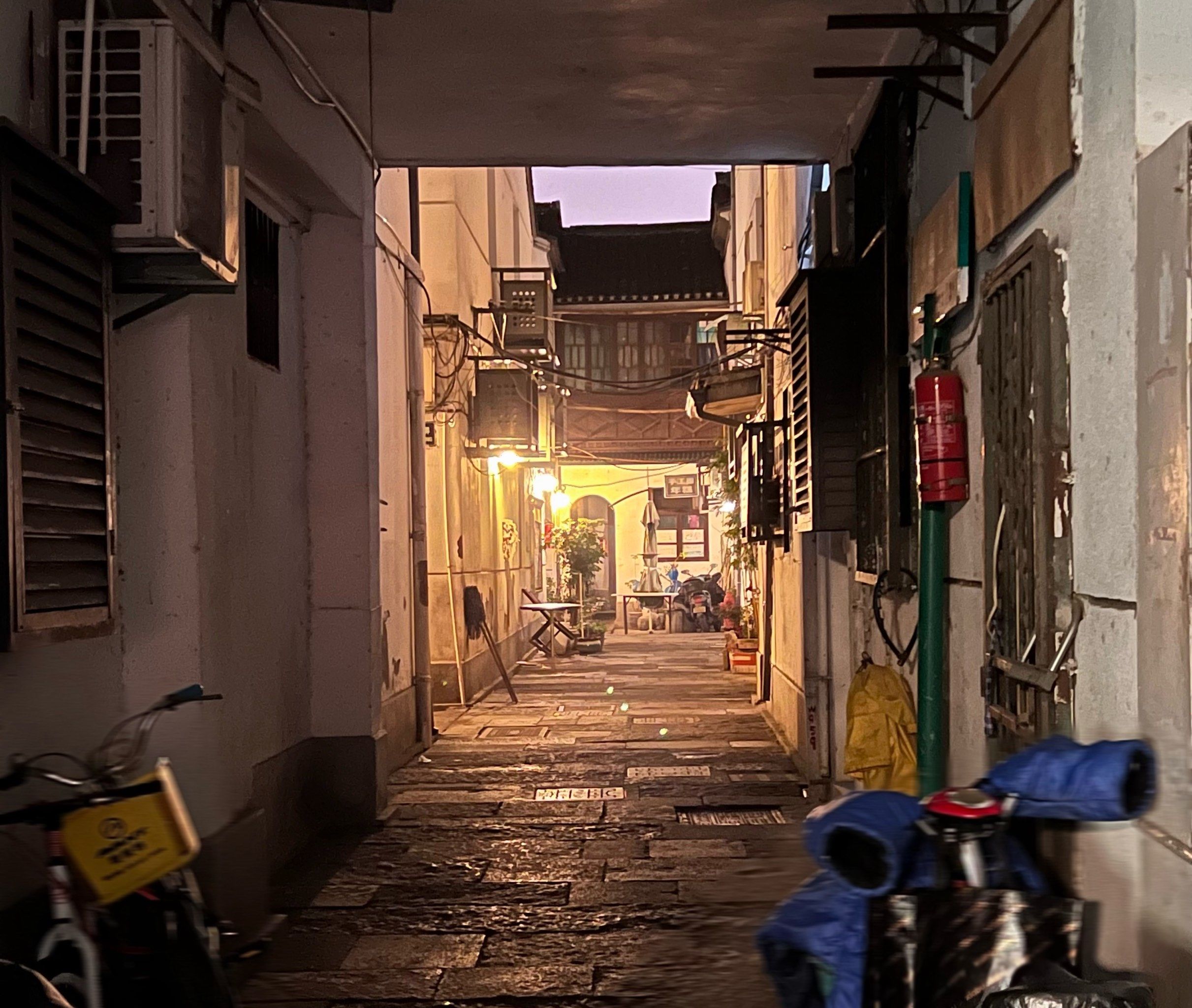 新看点：东莞常平小巷子爱情到底是什么