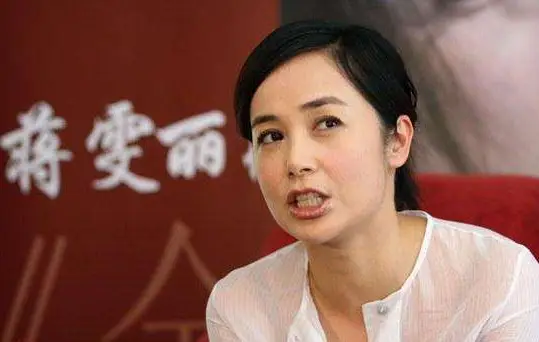 明星后悔进娱乐圈原因 王源母亲为何反对儿子入行