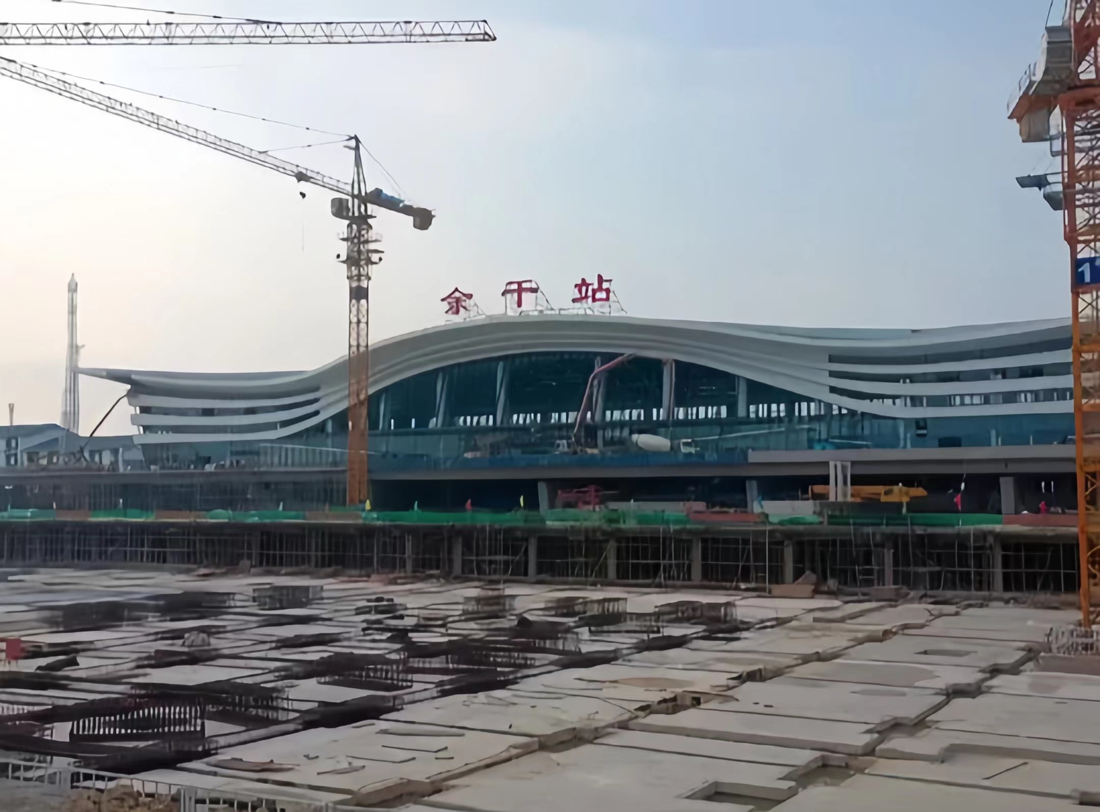 余干车站50元小胡同背后藏着哪些秘密