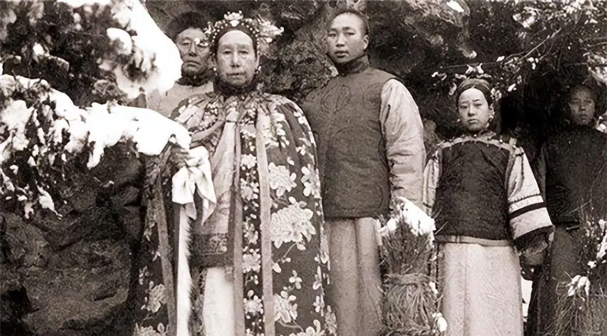 “叶赫纳喇之咒”与清代政局？...