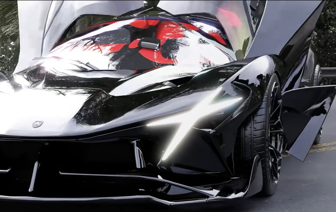 混血欧洲车大开眼界 南京特色美食探店