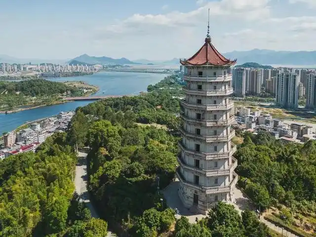 宁德现在哪有夜晚站小巷