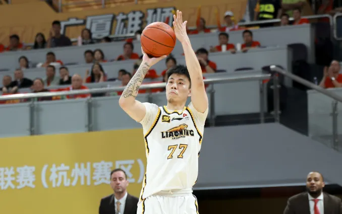 为何思茅快餐服务敢收100元小时？_拆解高溢价背后的3大价值逻辑