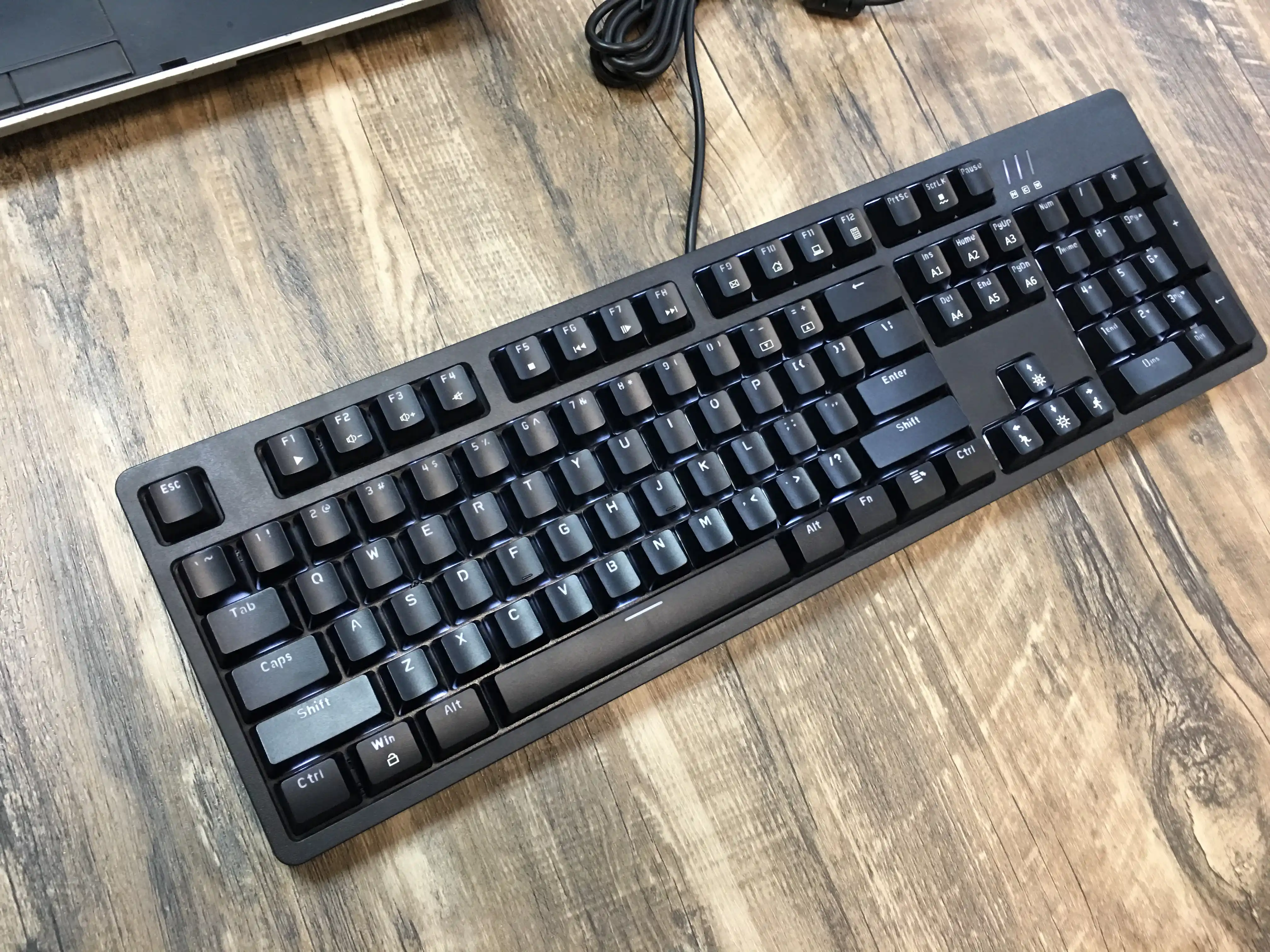 机械键盘选购指南 如何挑选适合自己的机械键盘