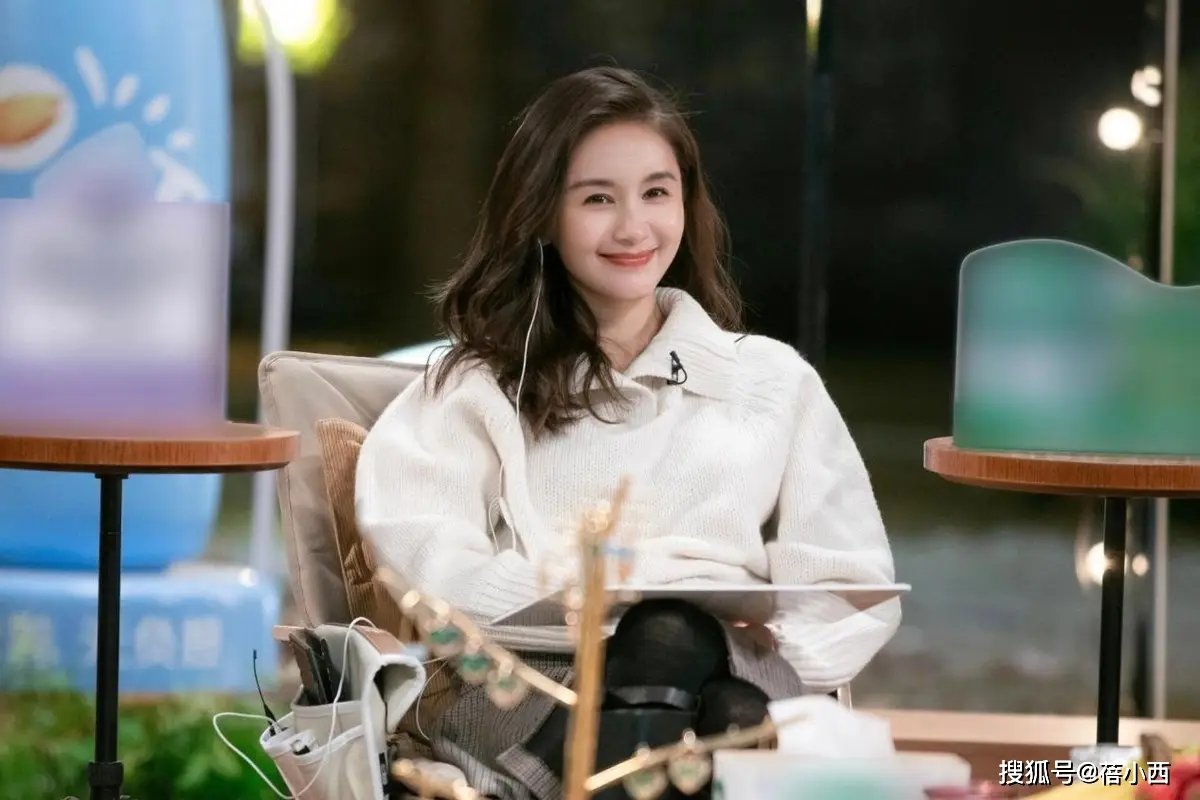 王子文王凯靳东情感历程 明星婚恋观与成长蜕变