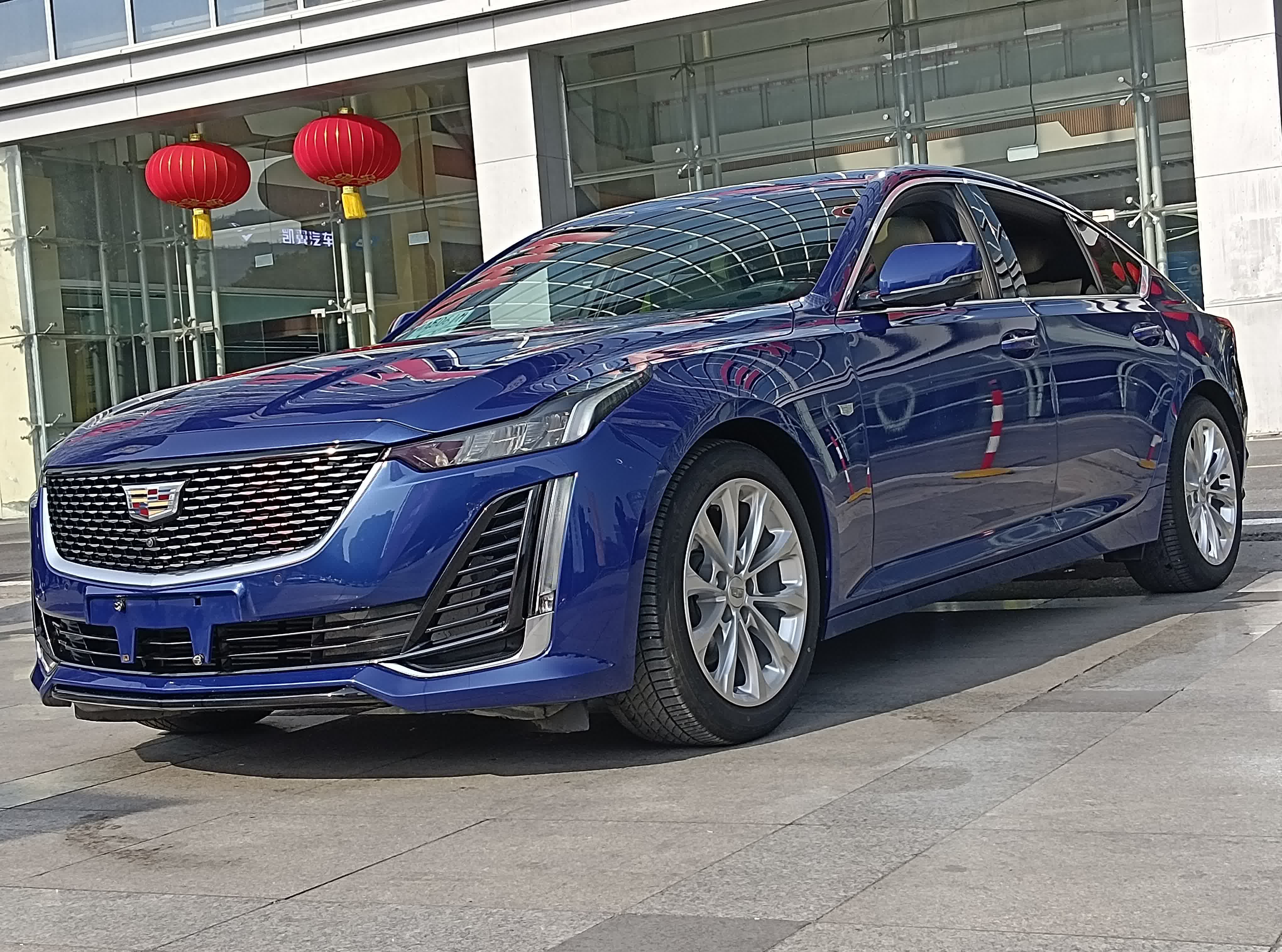 2019年最受欢迎的奢侈品牌和市场趋势都有哪些？