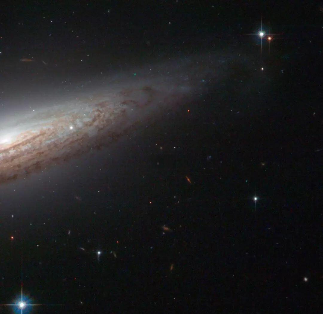 “哈勃遗产场”为什么是一部遥远宇宙的“历史书”?...