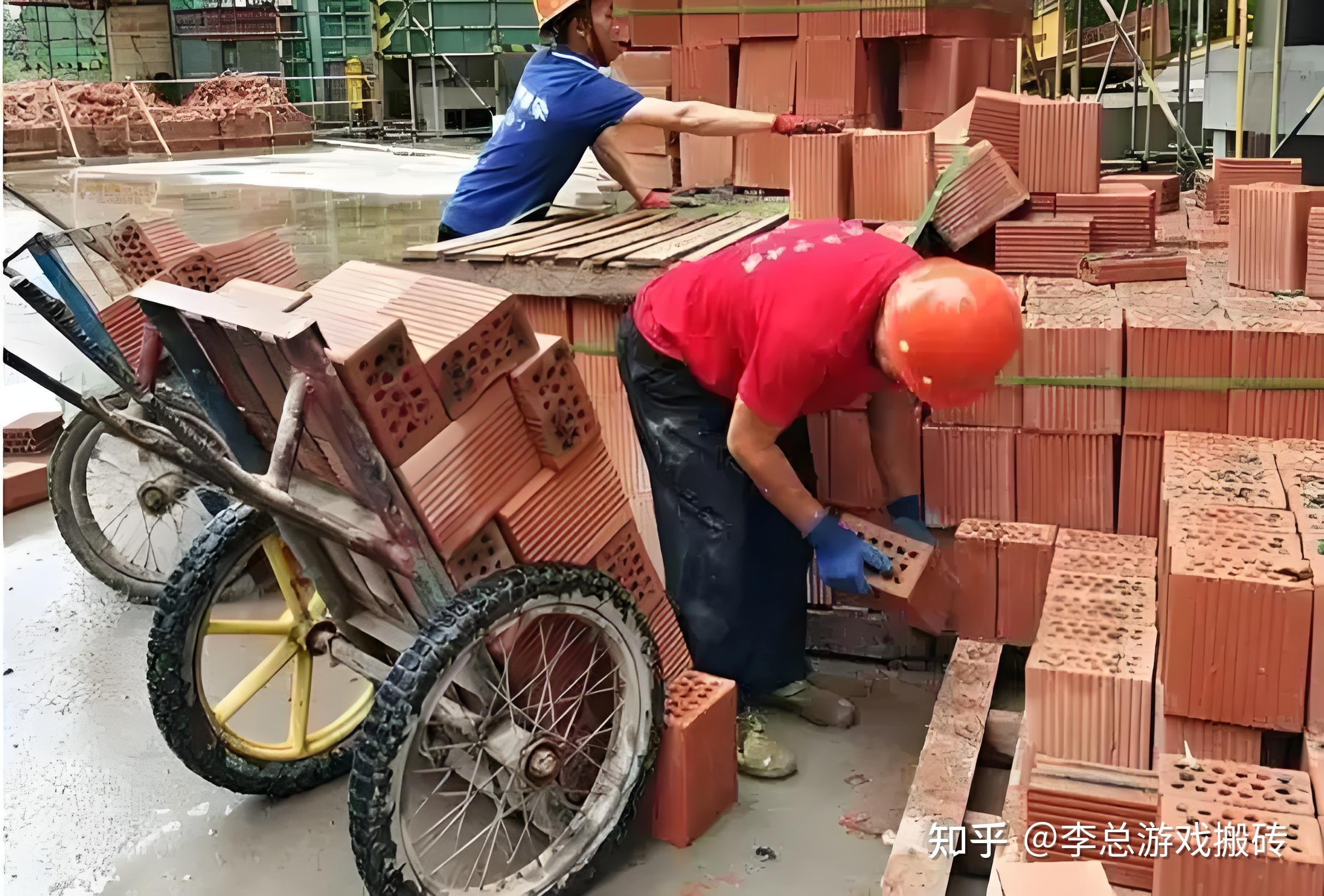 工地搬砖真实体验 搬砖工月入过万为何喊穷