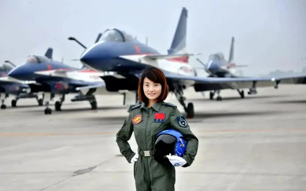 战斗机女飞行员选拔标准 怎样成为歼击机飞行员