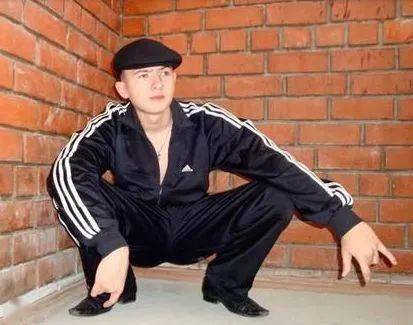 亚洲蹲的真相 为什么有人做不了亚洲蹲