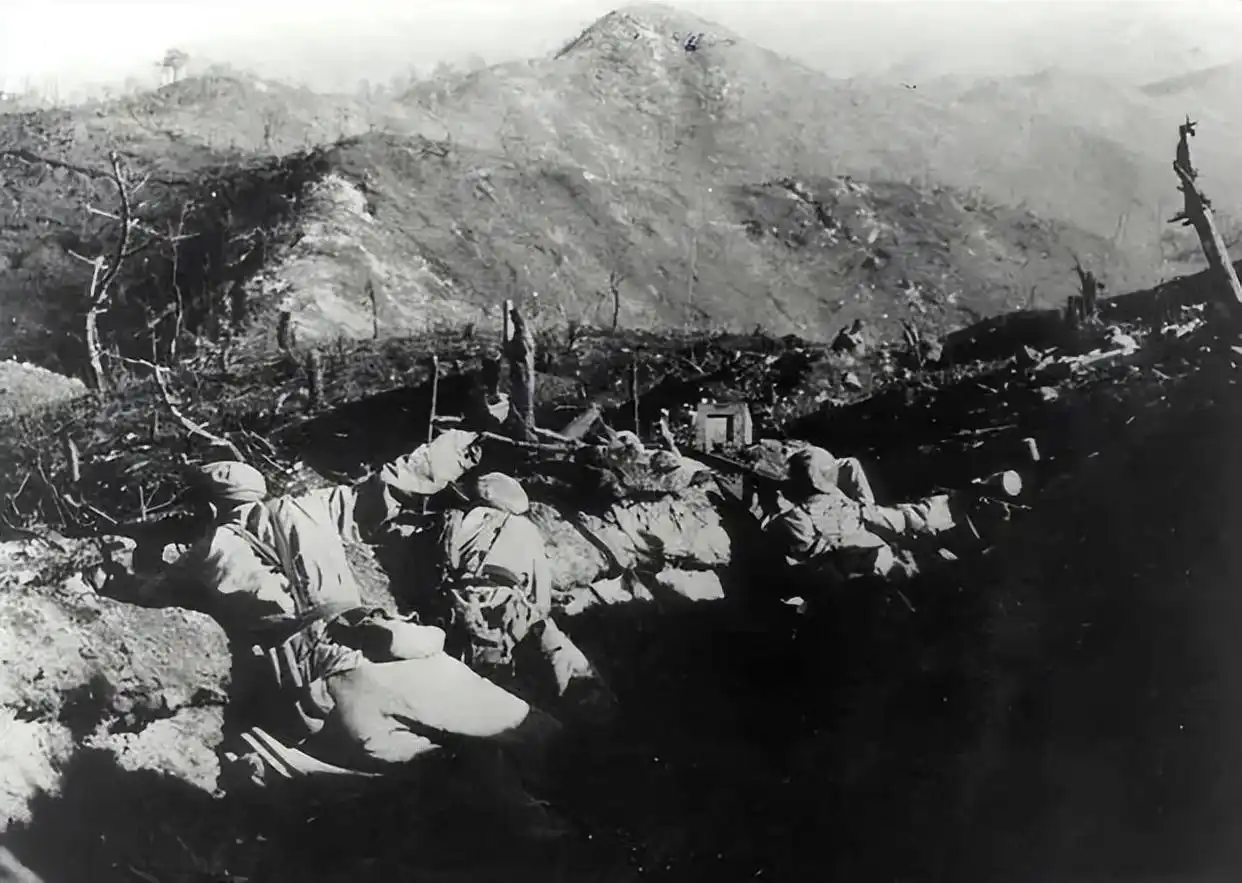 台陆军引进双35和40高炮之争...