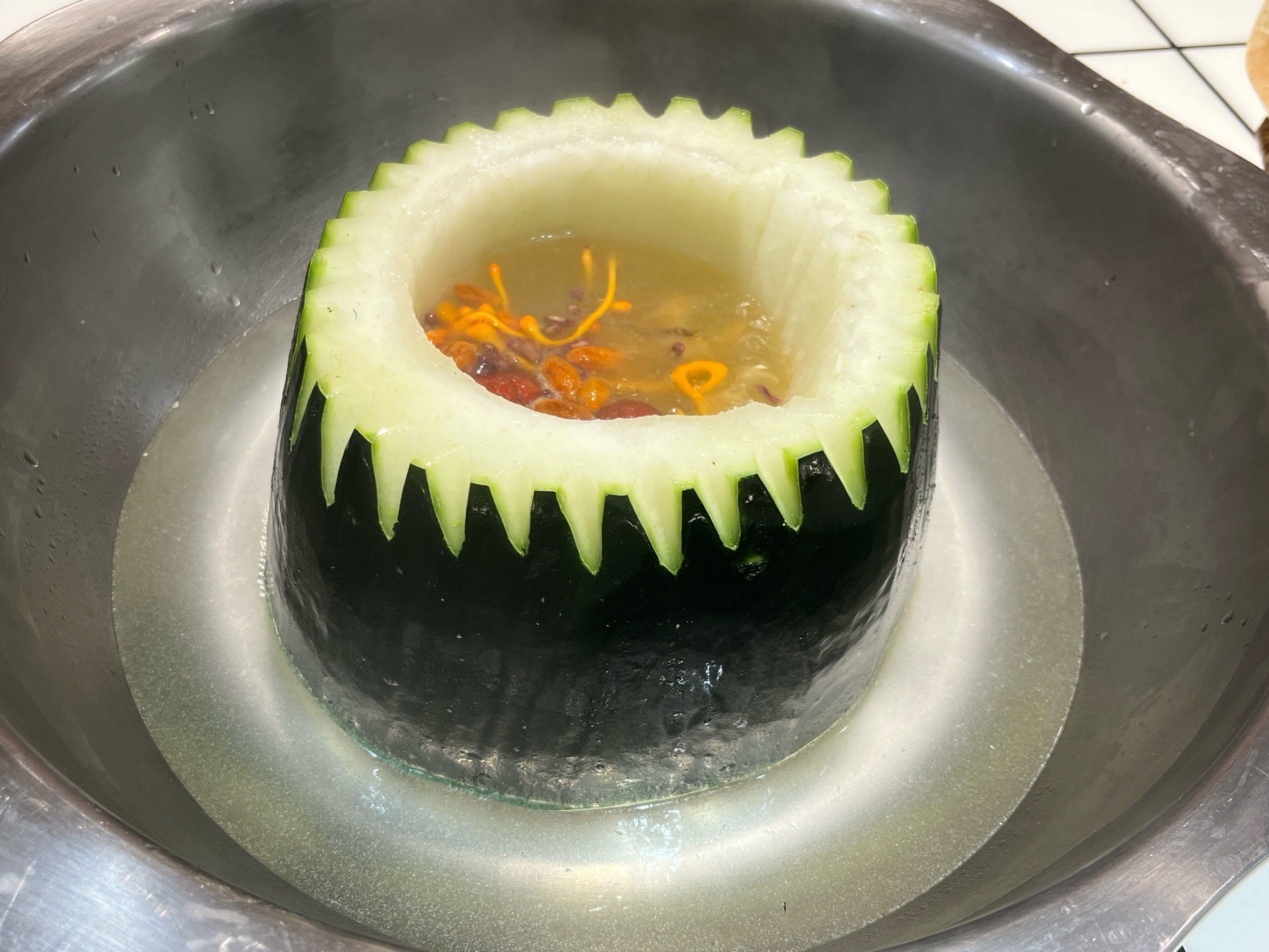 香港的冬瓜盅是怎样一种美味？...