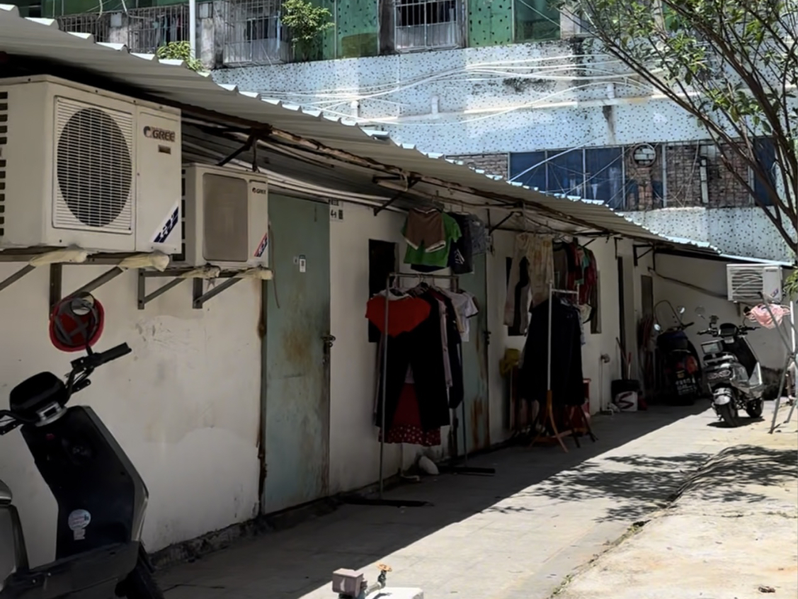 城中村暗访实录揭秘：谁在拨打那些“50元服务”老年电话