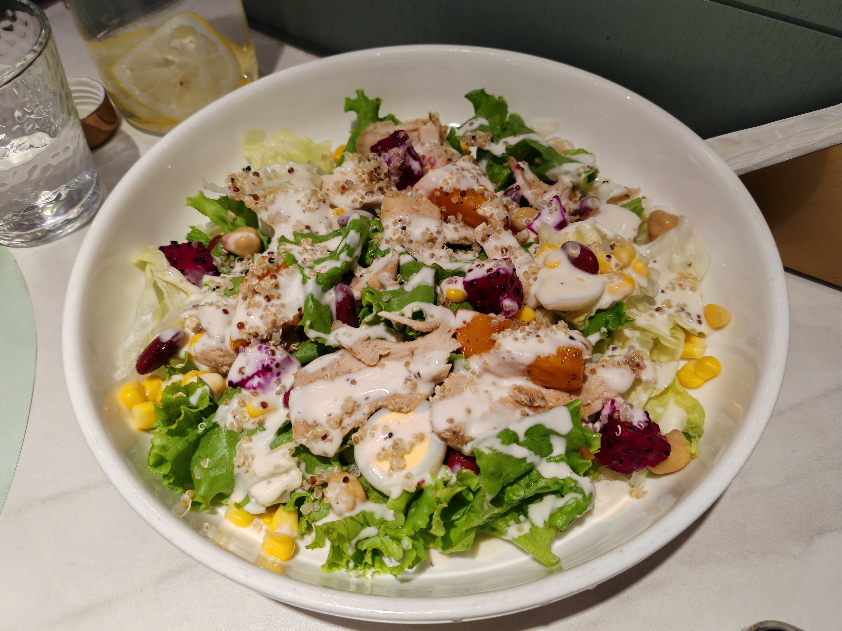 详细解读：宜宾二医院对面巷子有什么好逛的？本地达人实测美食打卡与避坑全攻略