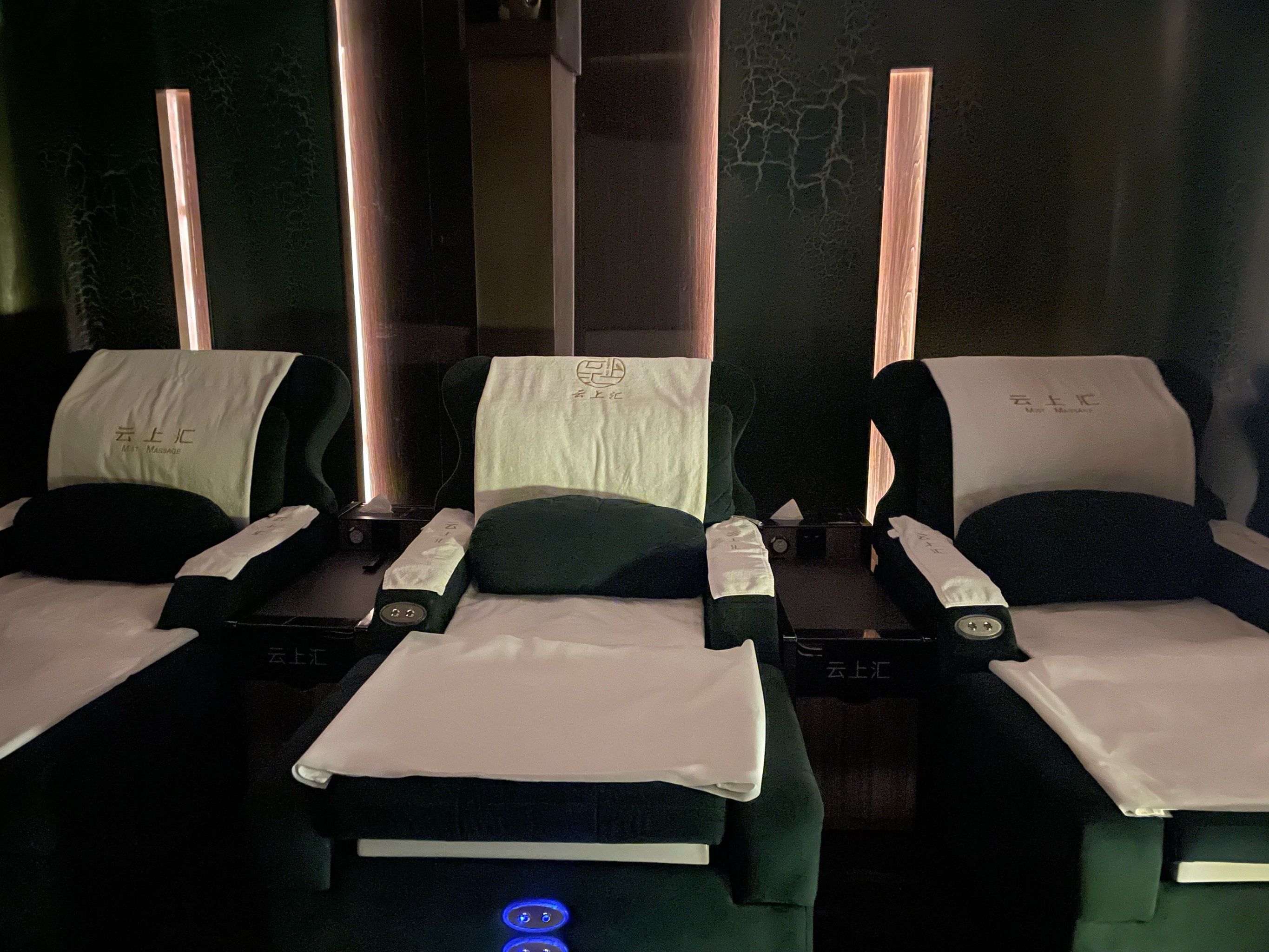 哈尔滨足疗粉灯2024深度解析，城市休闲文化的隐秘角落探秘