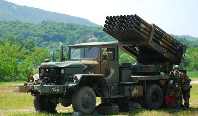 朝鲜齐射火箭炮 家族探秘...