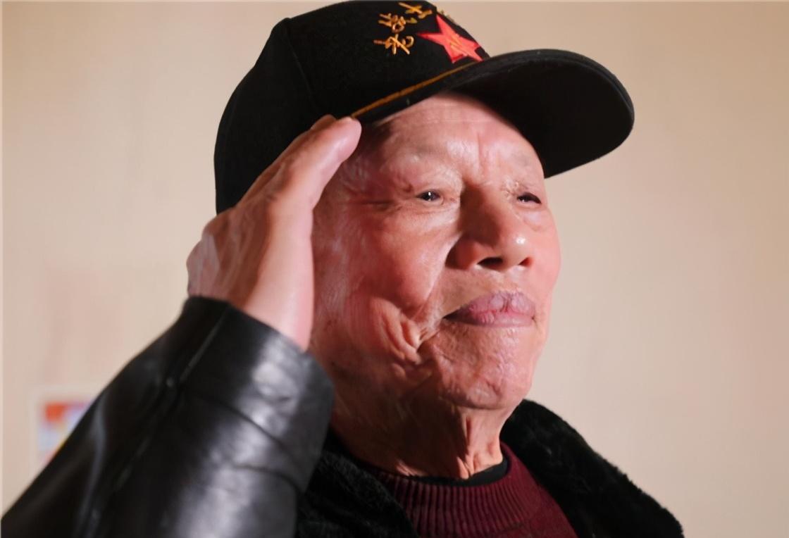 对越自卫还击战中的班长...