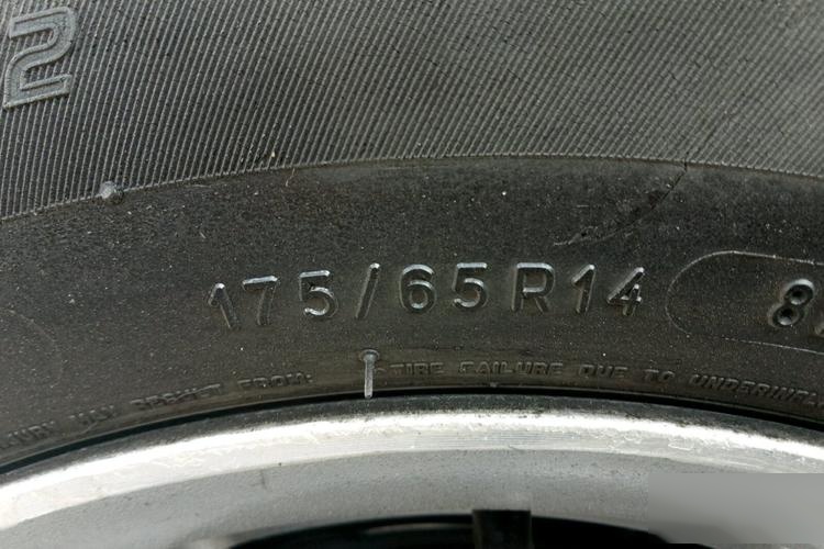 咻车宝深度解析，揭秘智能出行新生态，如何用科技重塑汽车后市场