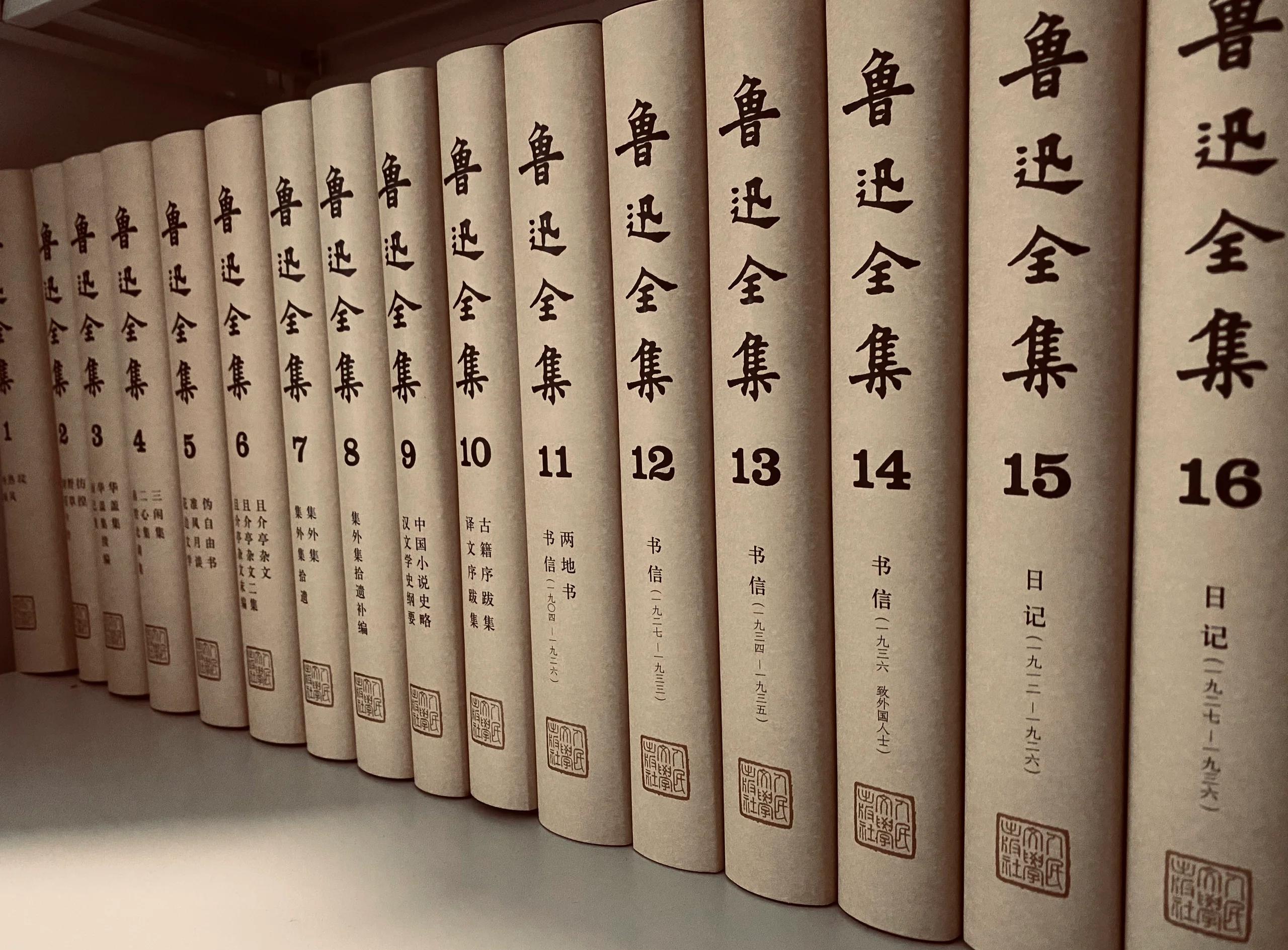 书店都没了,依然”买书如山倒, 读书如抽丝“?...