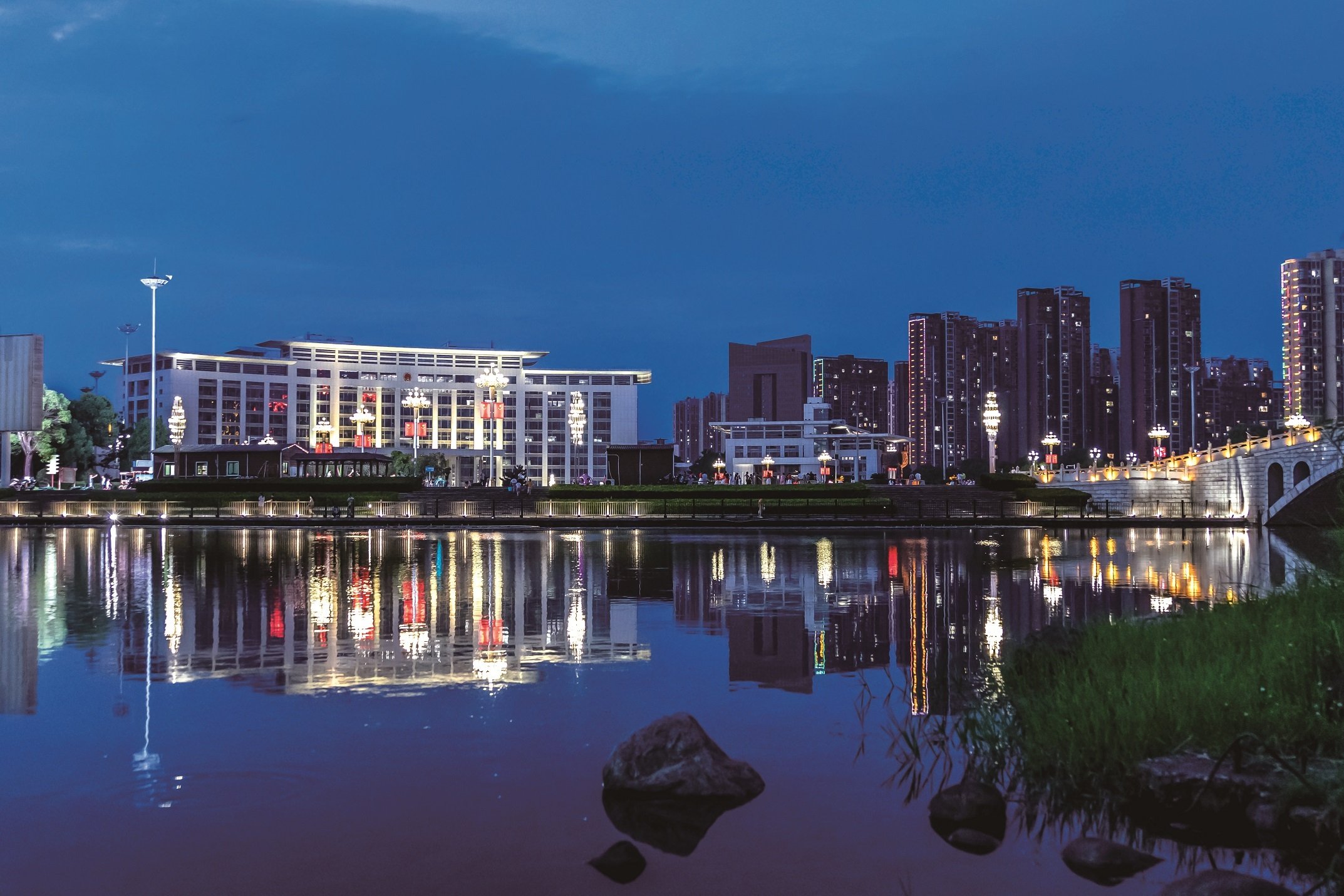 抚州怎么找到做外援的学生及南昌起义秋收起义的历史解析