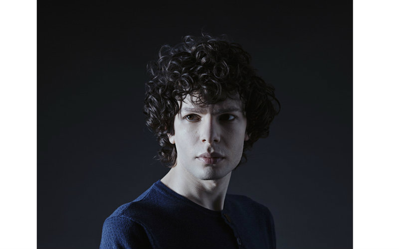 Simon Amstell个人资料 黑色池塘电影信息