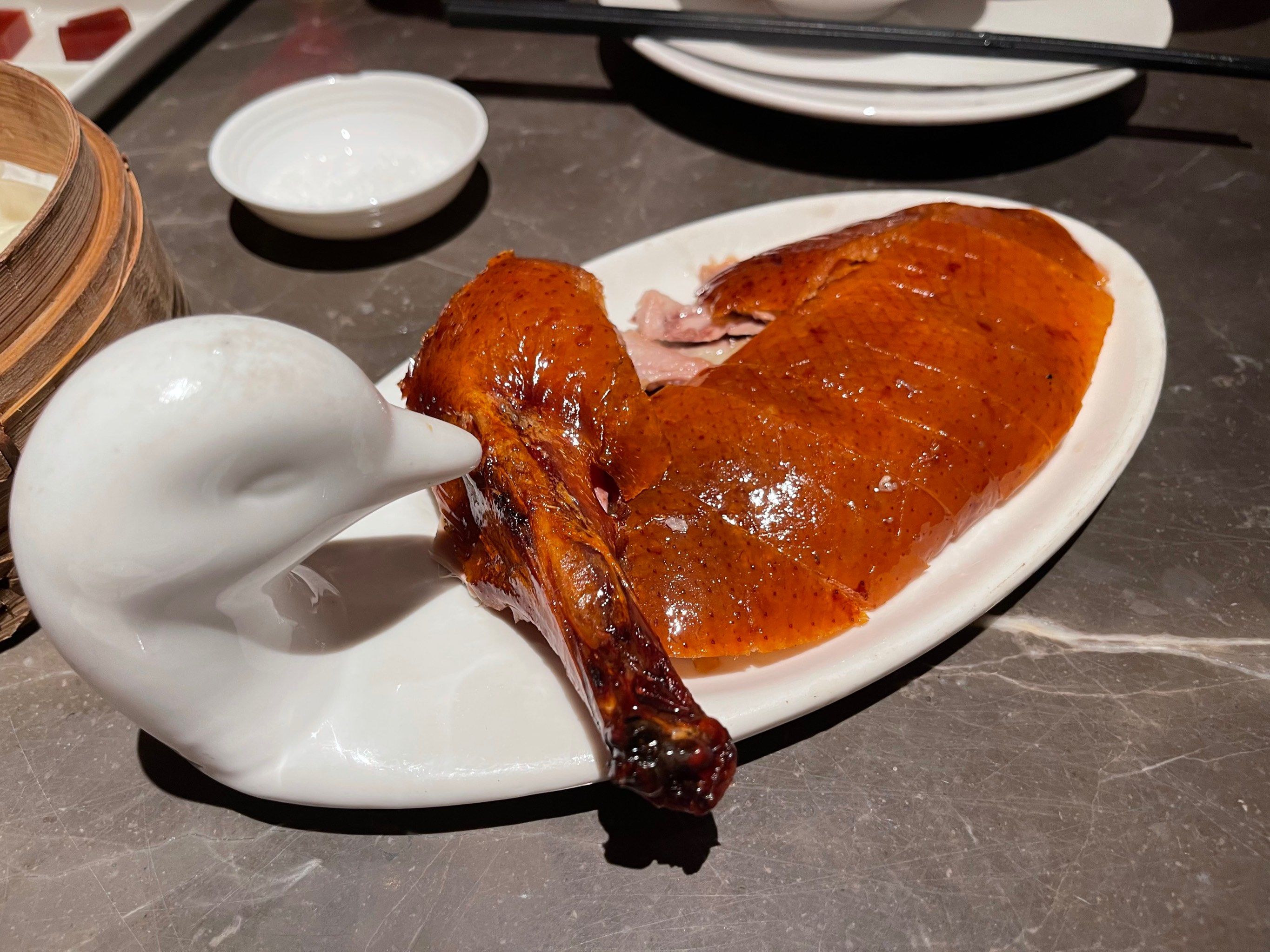 一份碗仔翅,是香港人的大生意?...