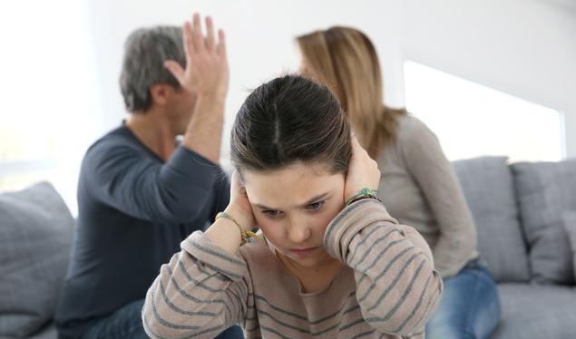 原生家庭伤害父母为何不理解 如何切断代际伤害传承