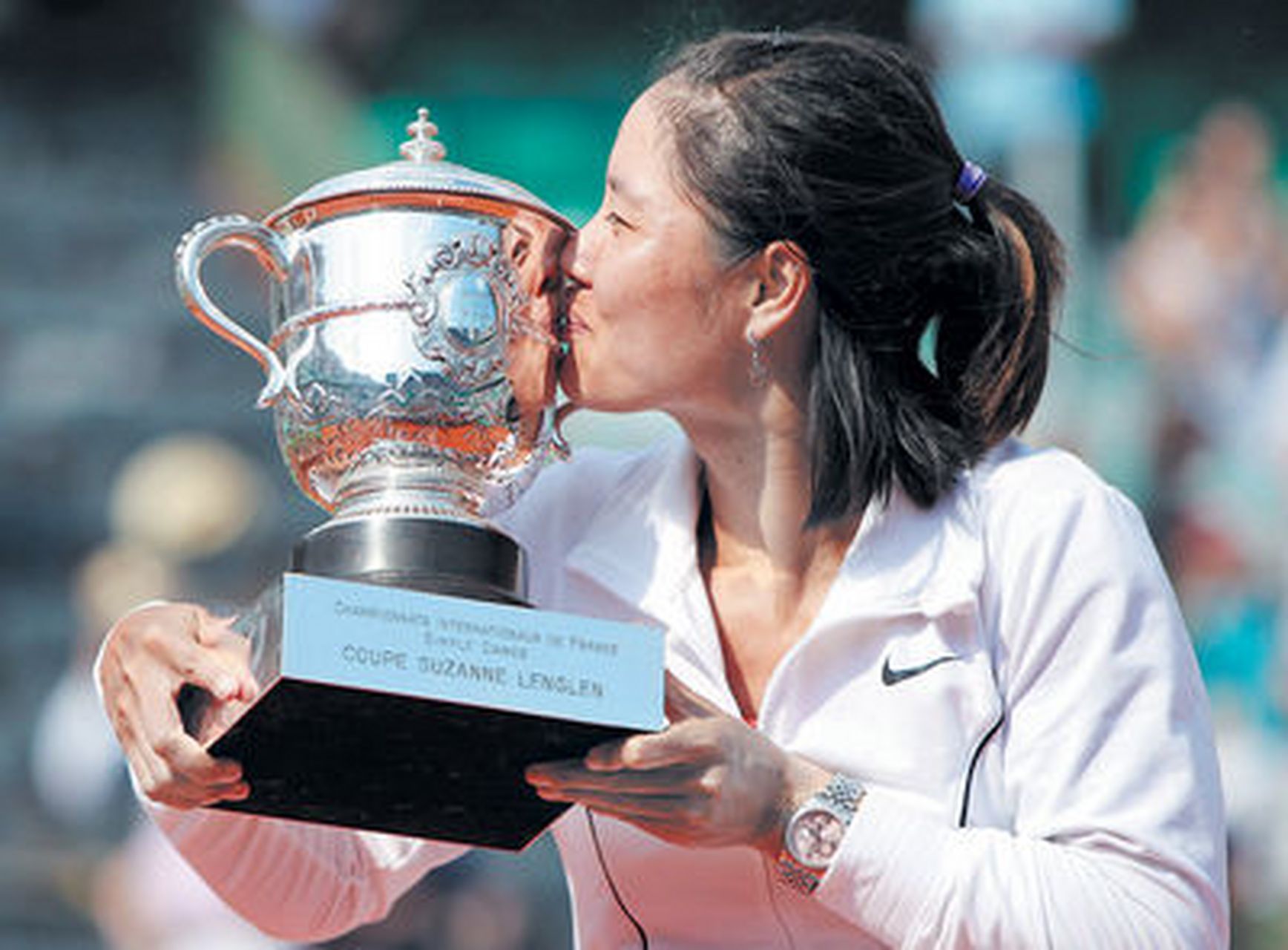 李娜大满贯几个冠军几个亚军 李娜大满贯生涯薪金多少