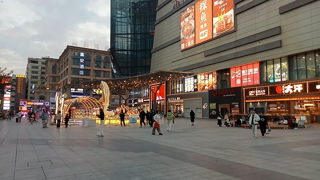 根据可靠消息透露：嘉禾望岗有没有女人街？实地探访与逛街攻略全解析