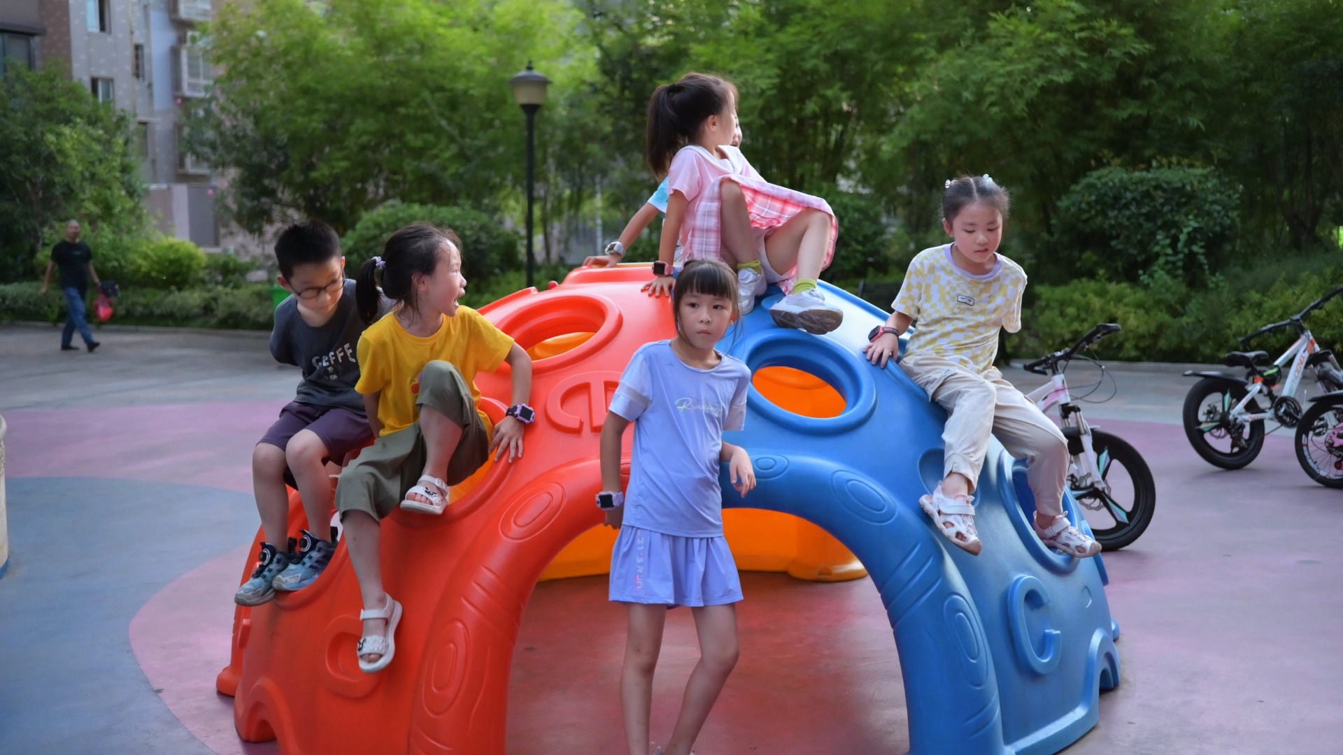 芜湖大学旁边怎么找学生玩